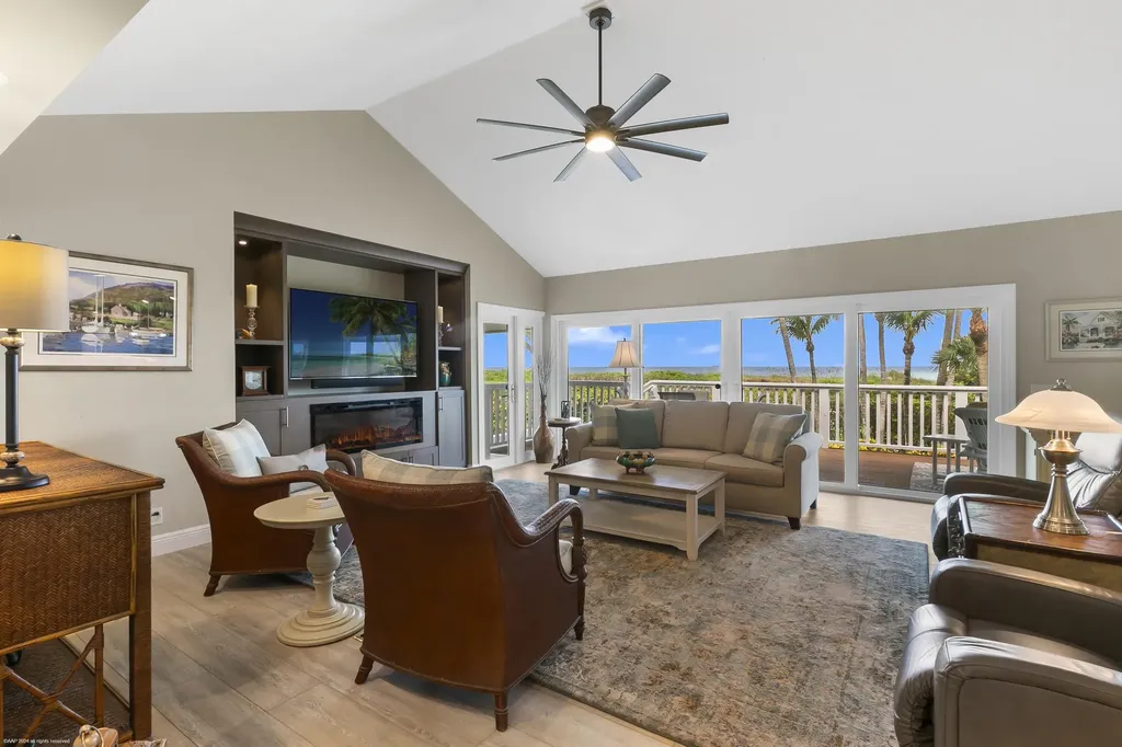 162 N Beach Road Jupiter Island FL 33455