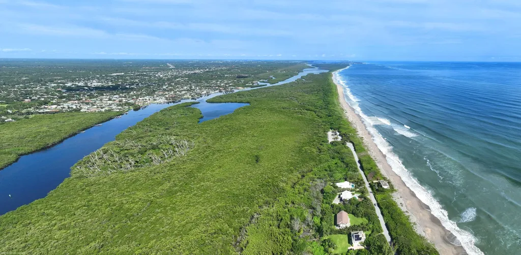 162 N Beach Road Jupiter Island FL 33455