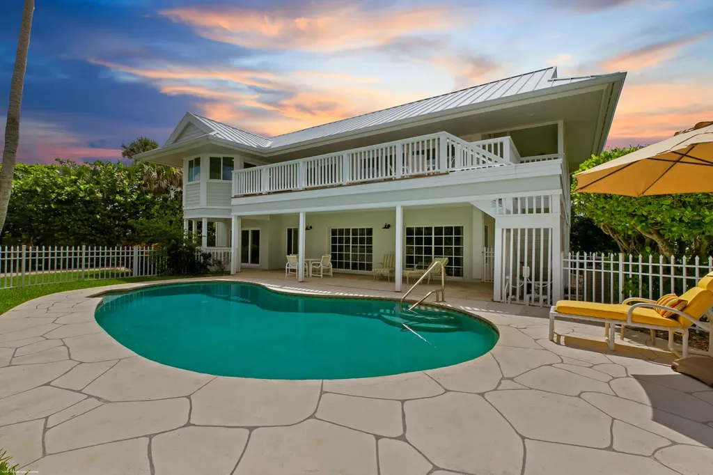 162 N Beach Road Jupiter Island FL 33455