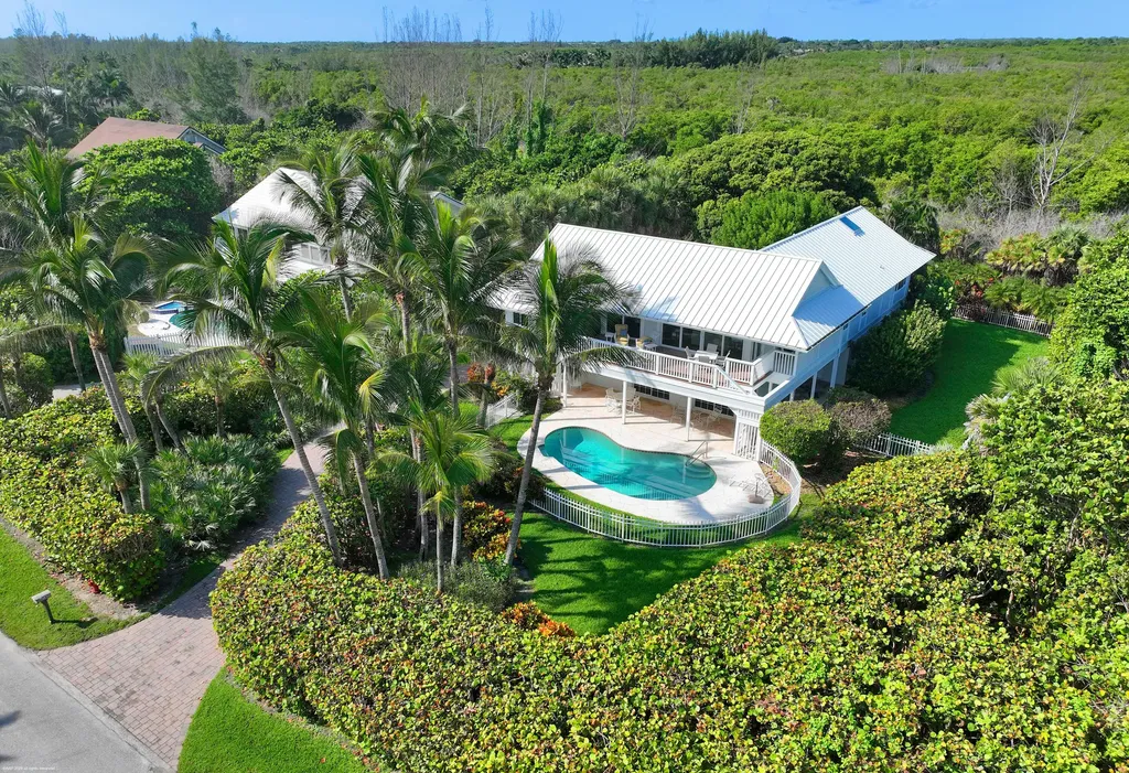 162 N Beach Road Jupiter Island FL 33455