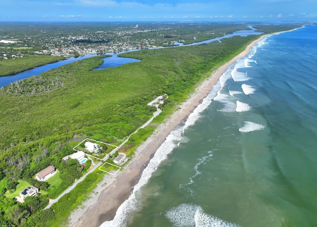 162 N Beach Road Jupiter Island FL 33455