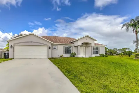 5883 NW Cincy Court Port St Lucie FL 34986