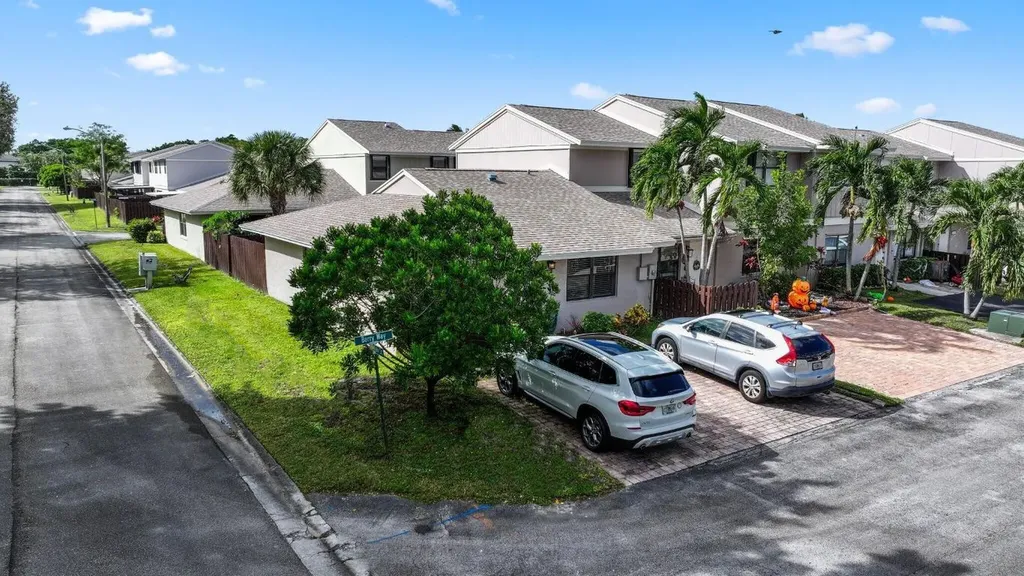 16421 Berry Way Delray Beach FL 33484