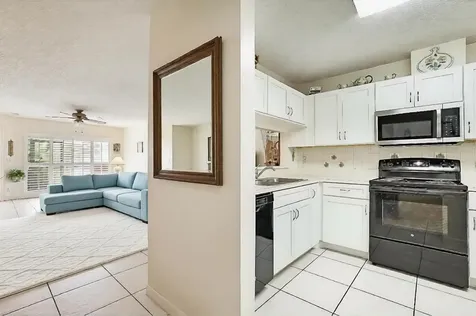 405 Harbour Pointe Way Greenacres FL 33413