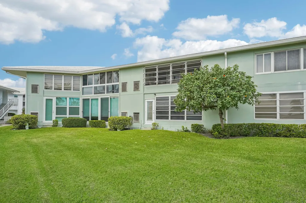 5540 N Ocean Boulevard Ocean Ridge FL 33435