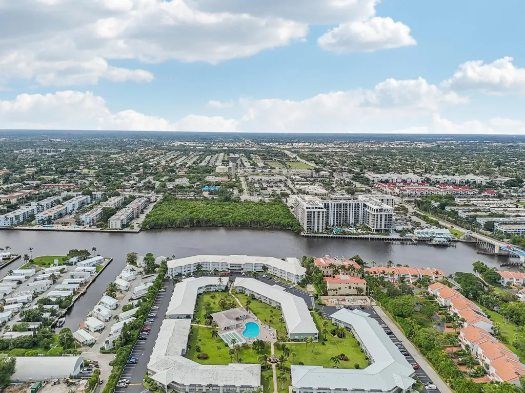 5540 N Ocean Boulevard Ocean Ridge FL 33435