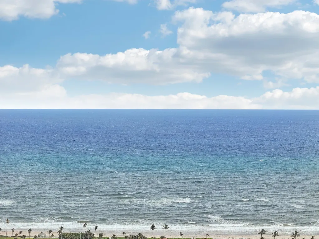 5540 N Ocean Boulevard Ocean Ridge FL 33435