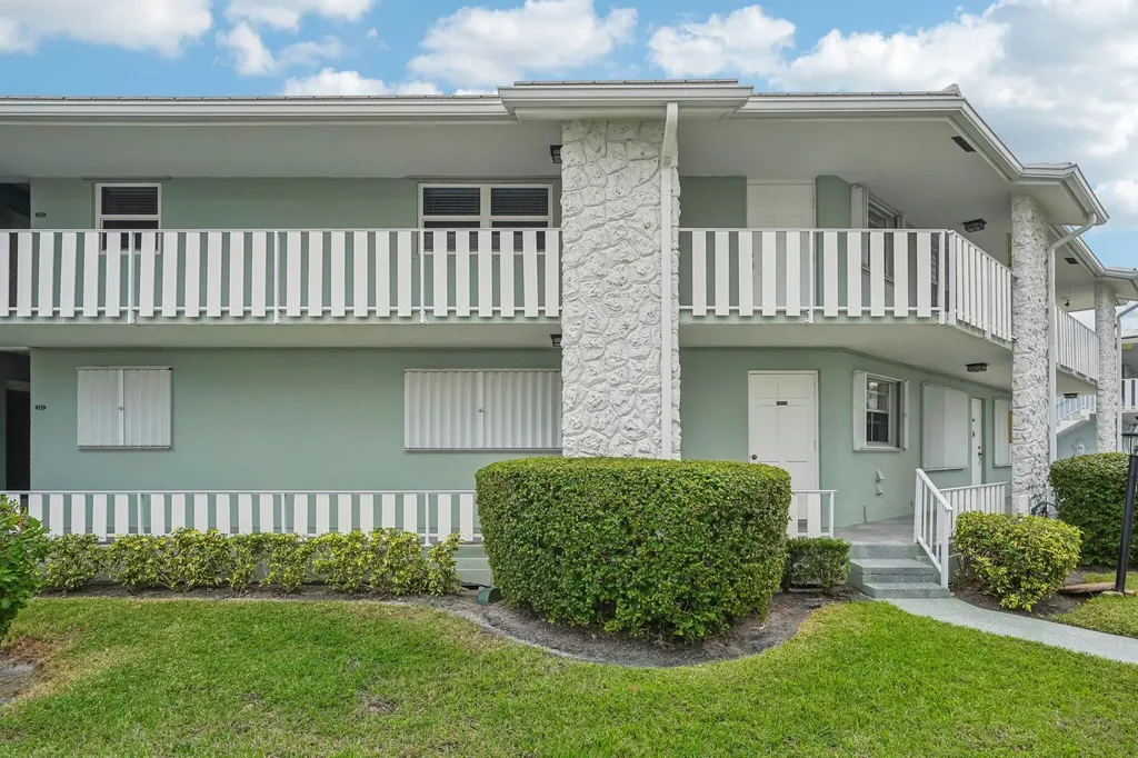 5540 N Ocean Boulevard Ocean Ridge FL 33435
