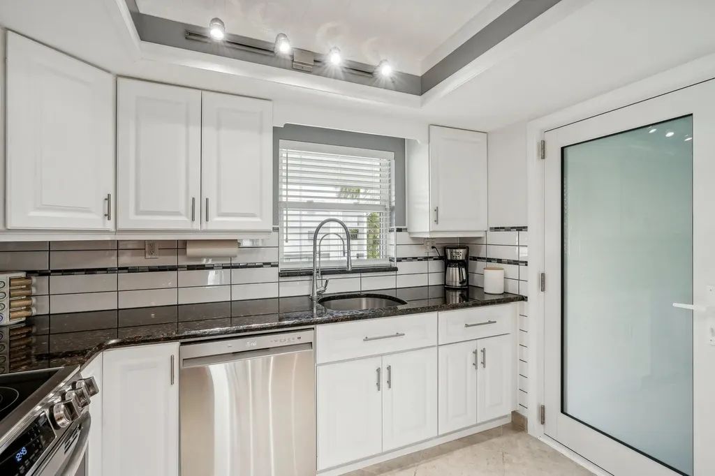 5540 N Ocean Boulevard Ocean Ridge FL 33435