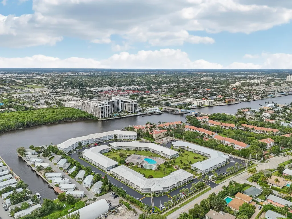 5540 N Ocean Boulevard Ocean Ridge FL 33435