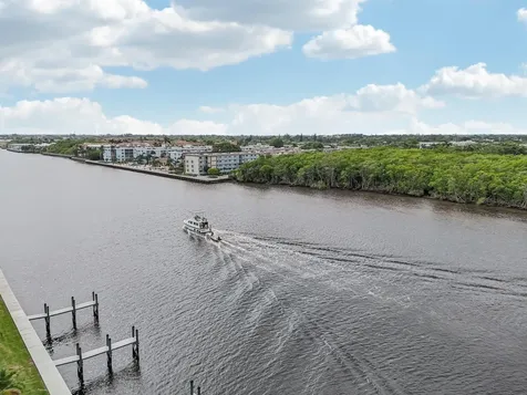 5540 N Ocean Boulevard Ocean Ridge FL 33435