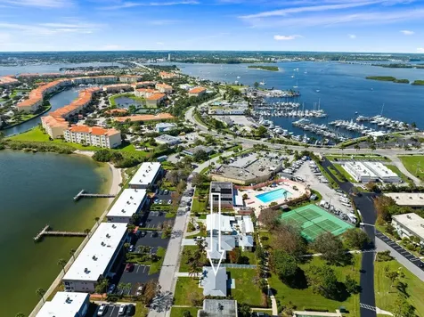 1154 Bayshore Drive Fort Pierce FL 34949