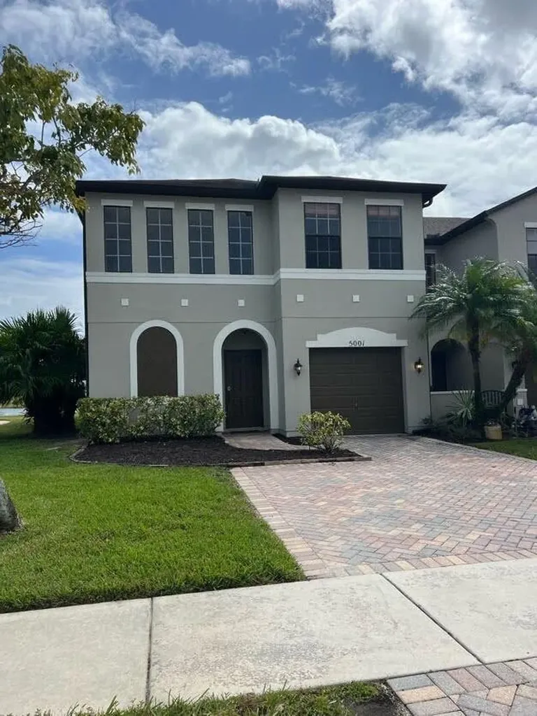 5001 NW Coventry Circle Port St Lucie FL 34986