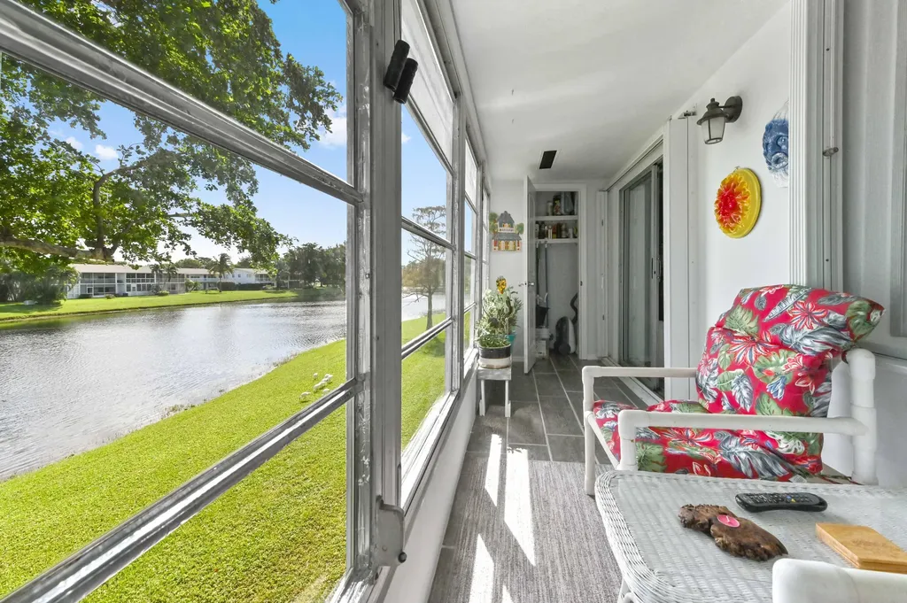 203 Ellesmere D Deerfield Beach FL 33442