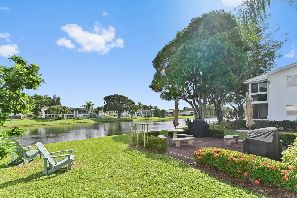 203 Ellesmere D Deerfield Beach FL 33442