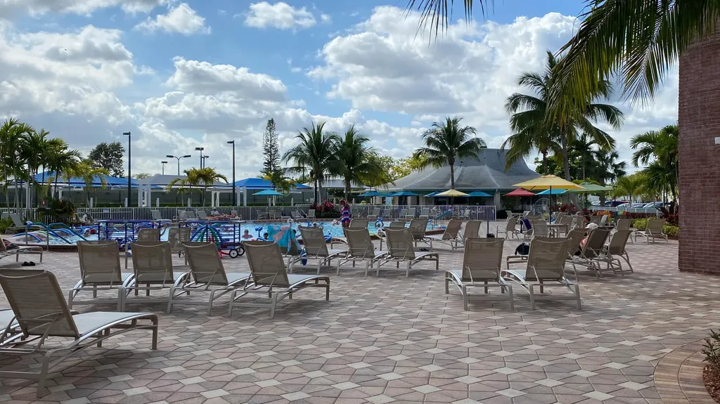 203 Ellesmere D Deerfield Beach FL 33442