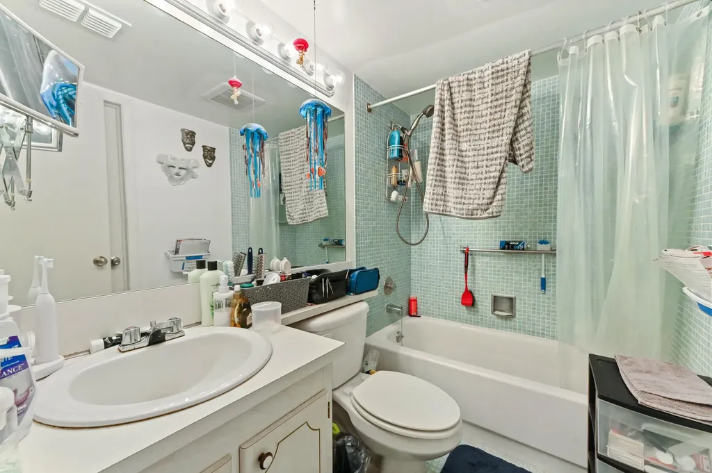 203 Ellesmere D Deerfield Beach FL 33442