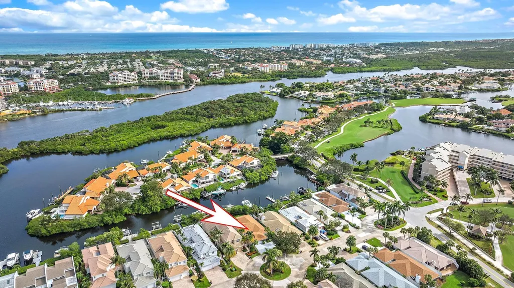 17066 Bay Street Jupiter FL 33477