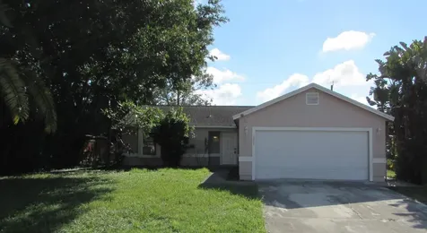 3067 SW Circle Street Port St Lucie FL 34953