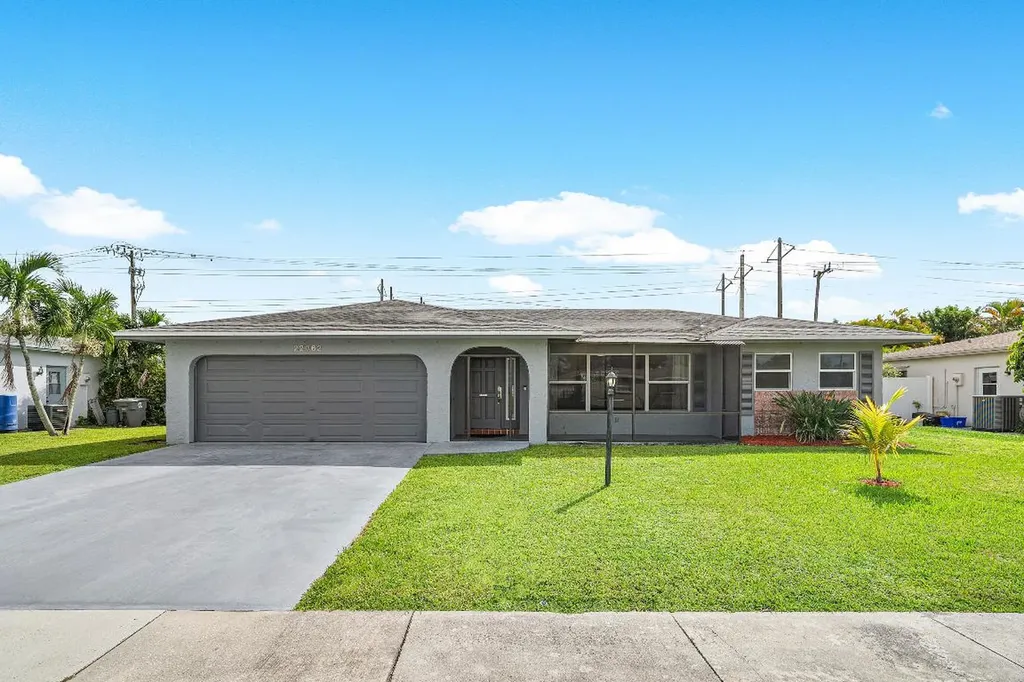 22062 Concha Avenue Boca Raton FL 33428