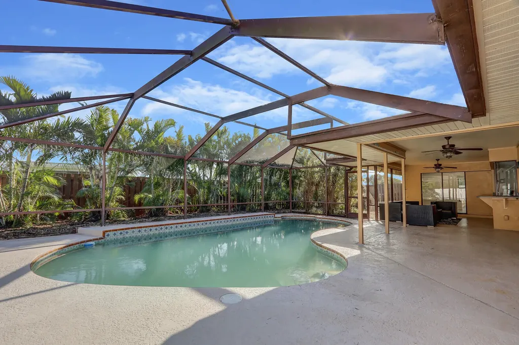 1991 SE Aires Lane Port St Lucie FL 34984
