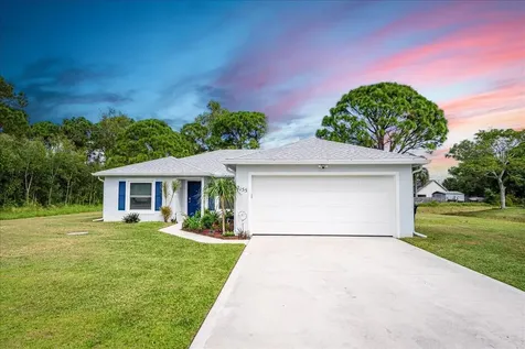 2155 SE Broward Terrace Port St Lucie FL 34952