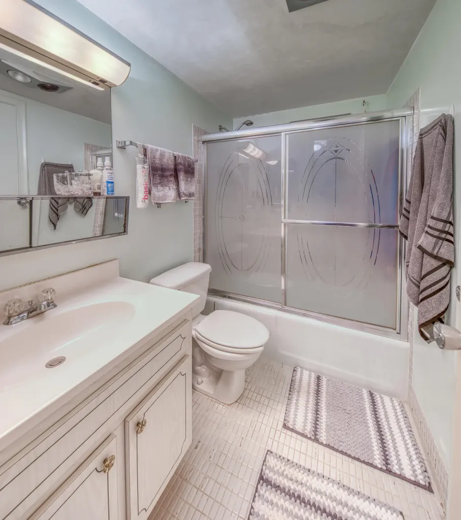 3040 Lake Osborne Drive Lake Worth Beach FL 33461