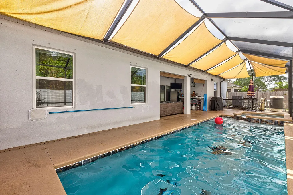 1643 Burgandy Street SE Palm Bay FL 32909