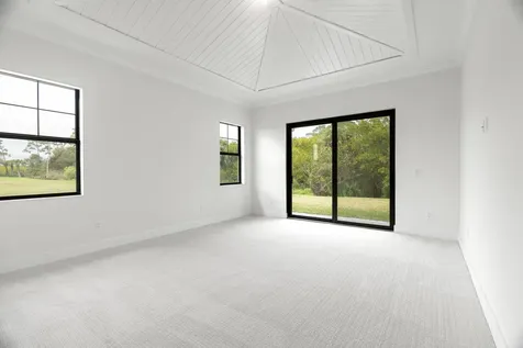 138 SE Via Lago Garda Port St Lucie FL 34952