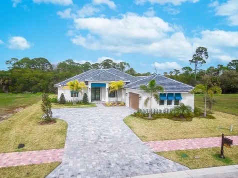 138 SE Via Lago Garda Port St Lucie FL 34952