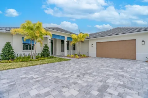 138 SE Via Lago Garda Port St Lucie FL 34952