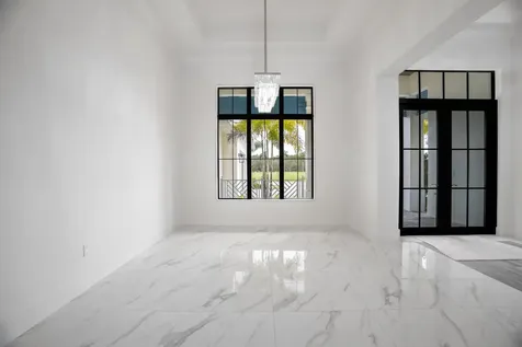 138 SE Via Lago Garda Port St Lucie FL 34952