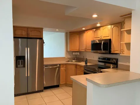 133 Bay Colony Drive N Juno Beach FL 33408