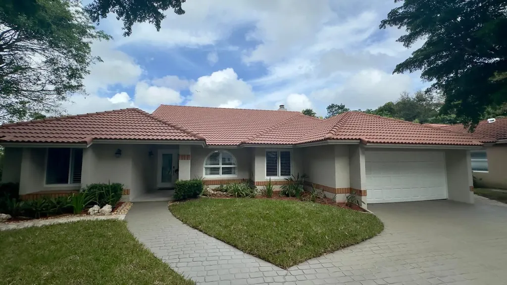 22758 Pinewood Court Boca Raton FL 33433