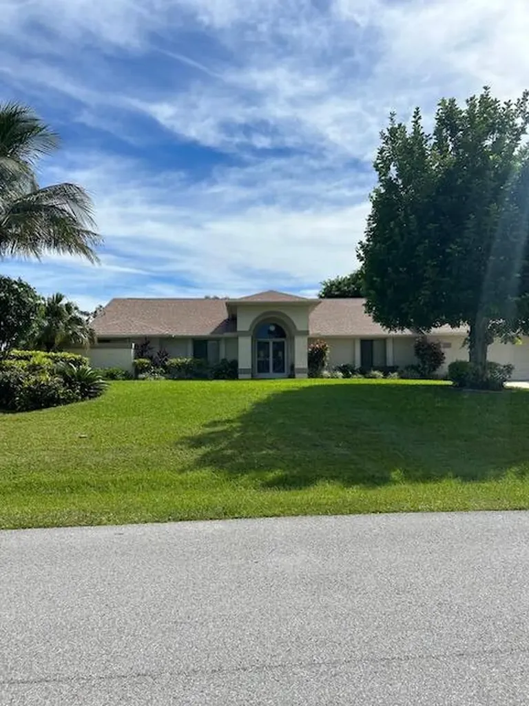 2109 NE Ginger Terrace Jensen Beach FL 34957