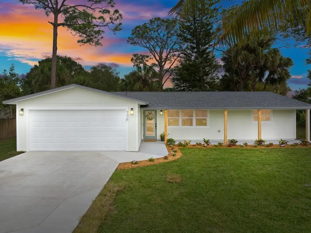 705 Wentworth Street Sebastian FL 32958