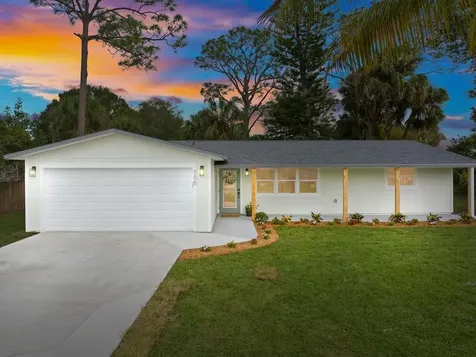 705 Wentworth Street Sebastian FL 32958