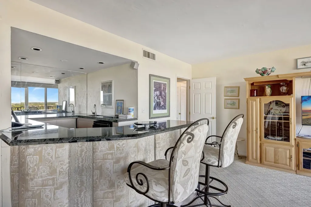 521 N Riverside Drive Pompano Beach FL 33062