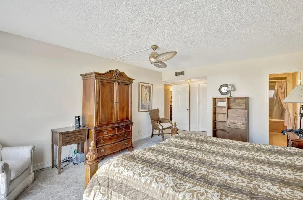 521 N Riverside Drive Pompano Beach FL 33062
