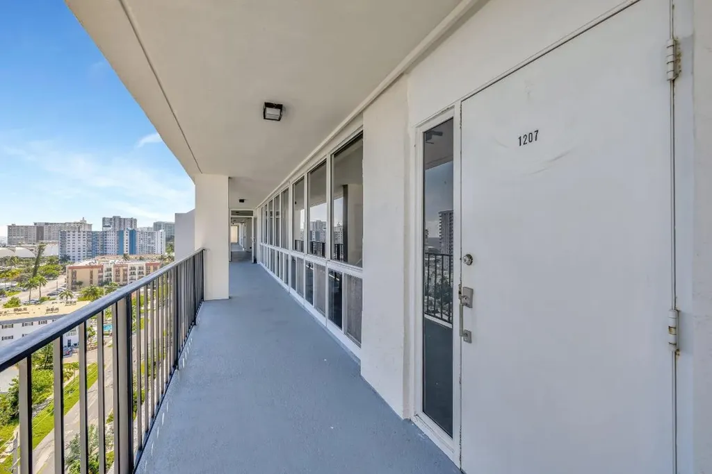 521 N Riverside Drive Pompano Beach FL 33062