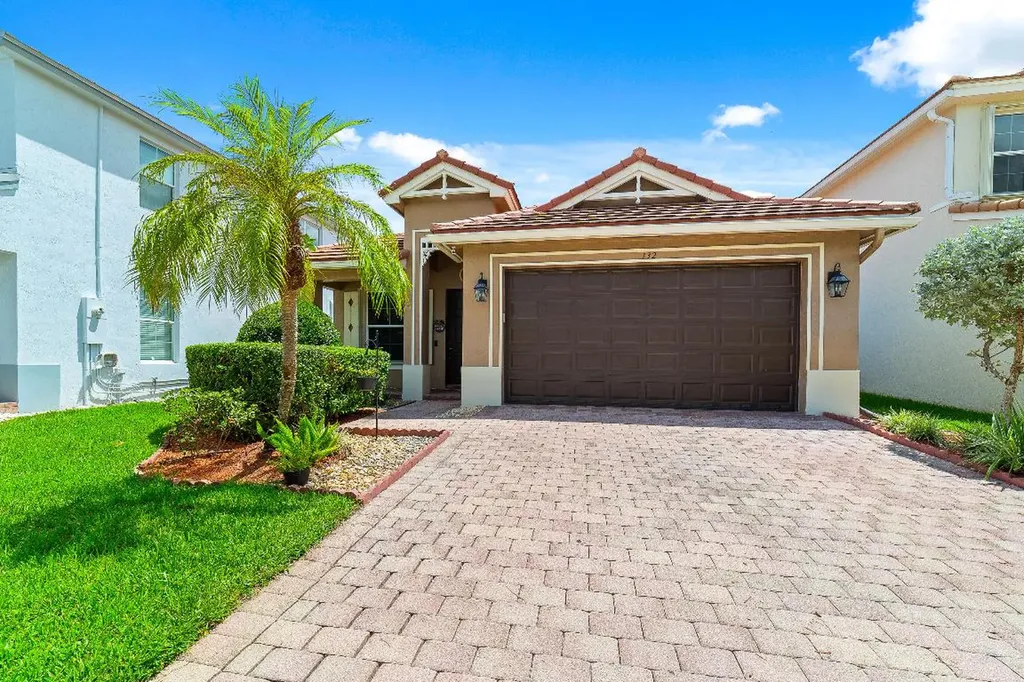 132 Belle Grove Lane Royal Palm Beach FL 33411