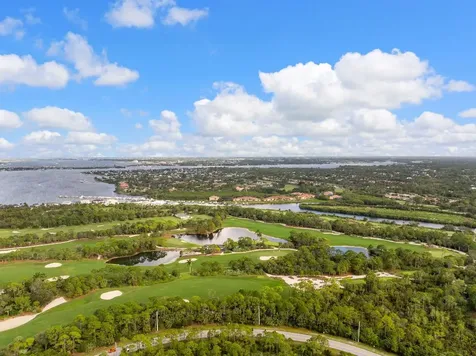 2394 SW Island Creek Trail Palm City FL 34990
