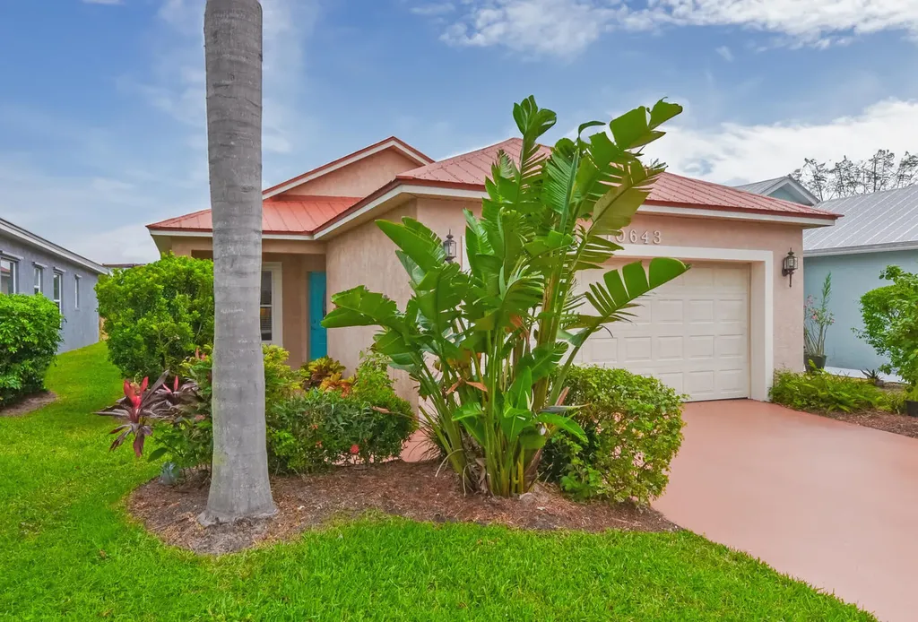 10643 SE Rosemarie Court Hobe Sound FL 33455