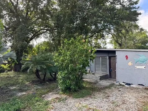 2511 Kerr Street Fort Pierce FL 34947