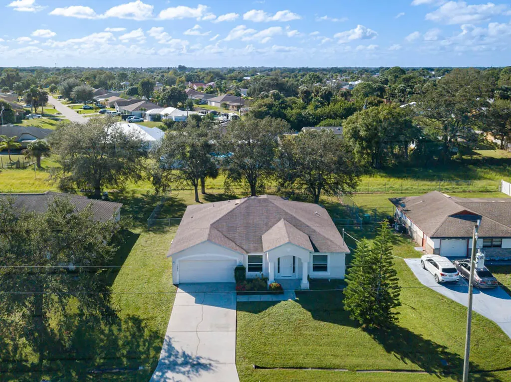 1082 SW Sudder Avenue Port St Lucie FL 34953