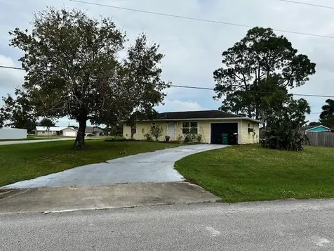 701 NW Cardinal Drive Port St Lucie FL 34983