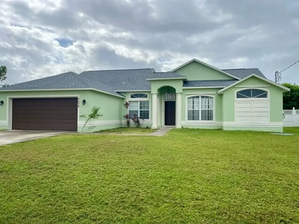 6450 NW Colgate Street Port St Lucie FL 34986