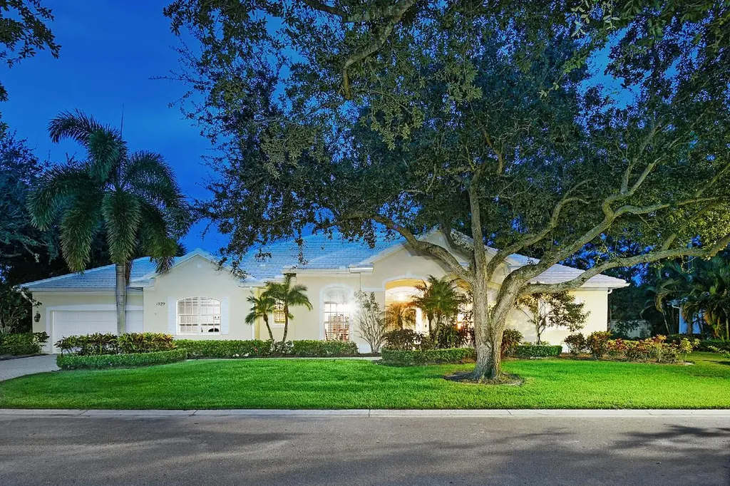 1929 SW Bradford Place Palm City FL 34990