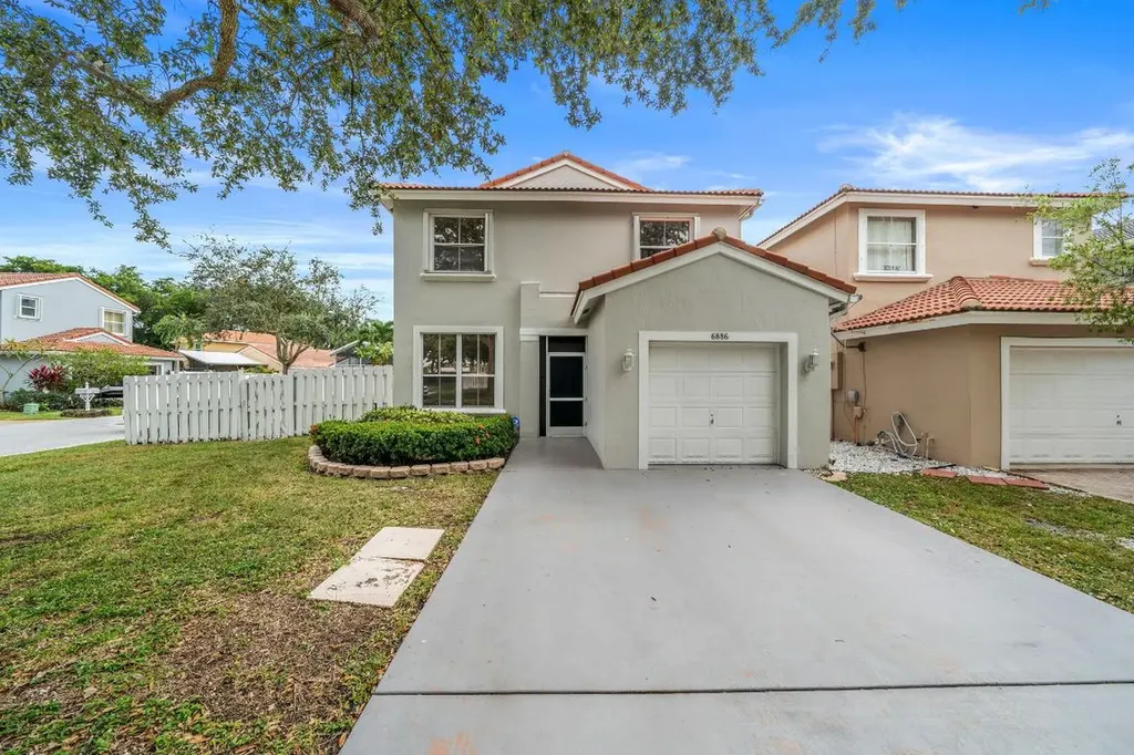 6886 Perdido Bay Terrace Lake Worth FL 33463