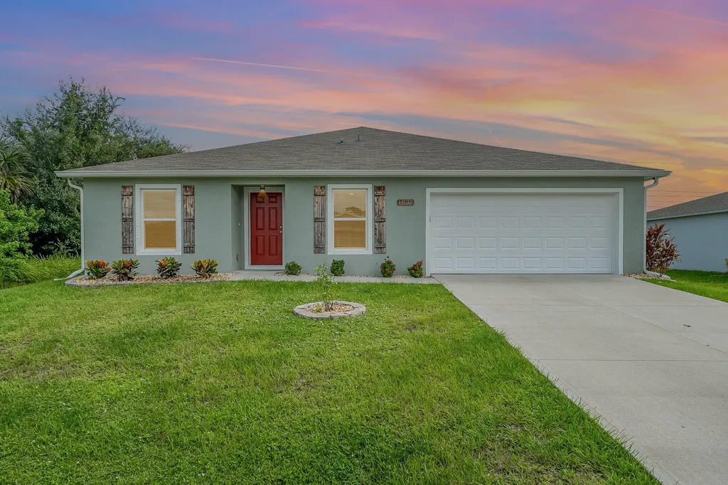 1927 Gould Avenue SW Palm Bay FL 32908
